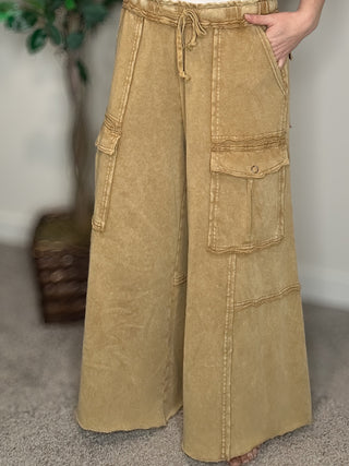 Easel- Latte Mineral Wash Pants