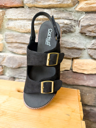 Black Buckle Corky Wedge