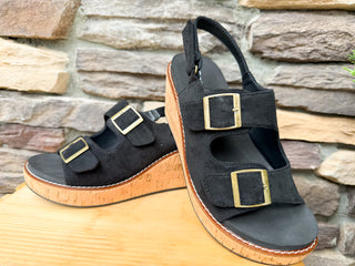 Black Buckle Corky Wedge